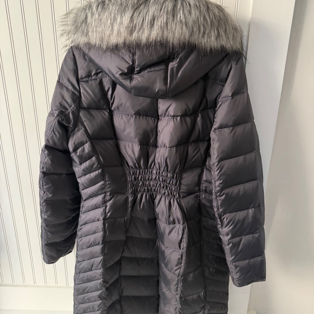 Michael Kors Down/Puffer Jacket - Picture 13 of 13
